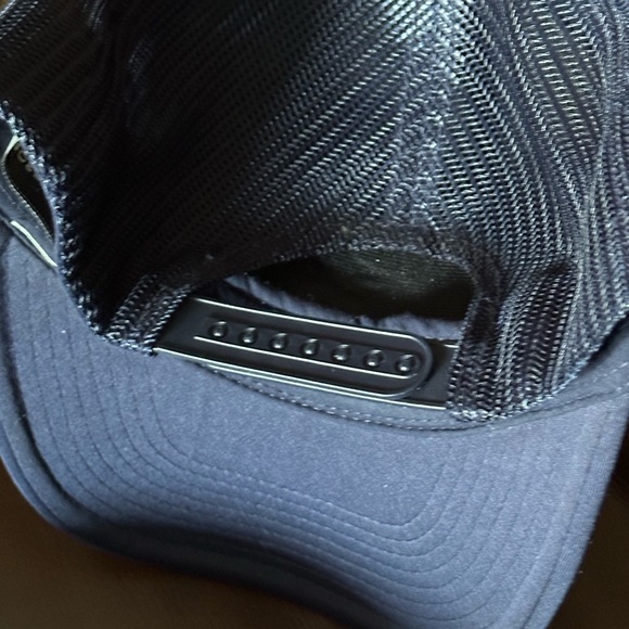 Kerri Rosenthal Cap - Picture 2 of 4